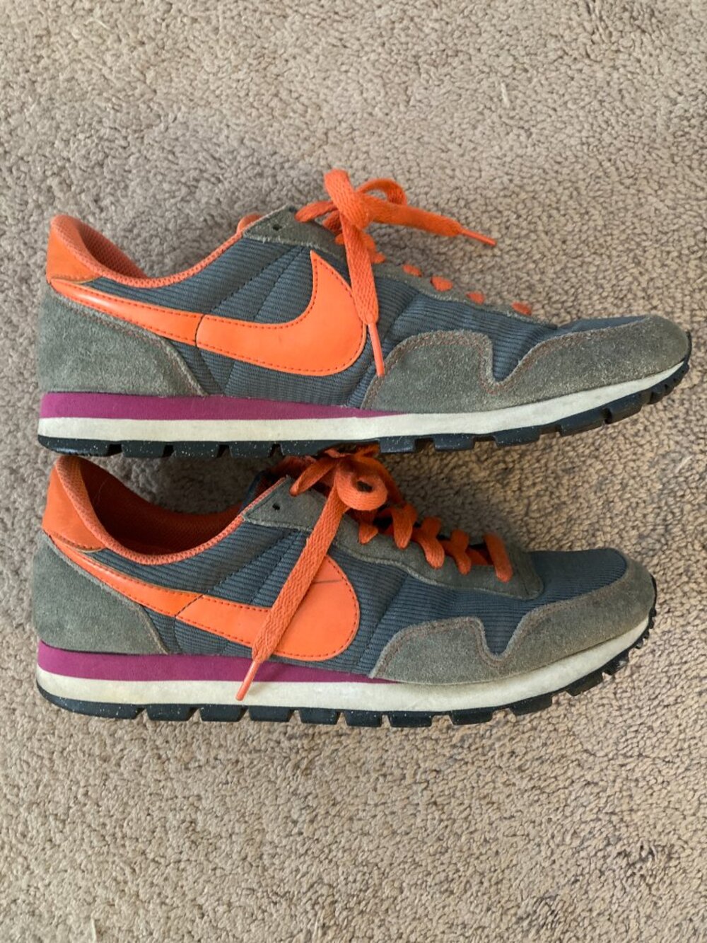 Nike AIR Pegasus 407477-302 women's size 9.5 suede low top sneakers orange gray - Picture 2 of 7